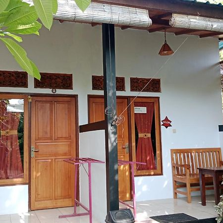 Van Santri Homestay Pemuteran Экстерьер фото