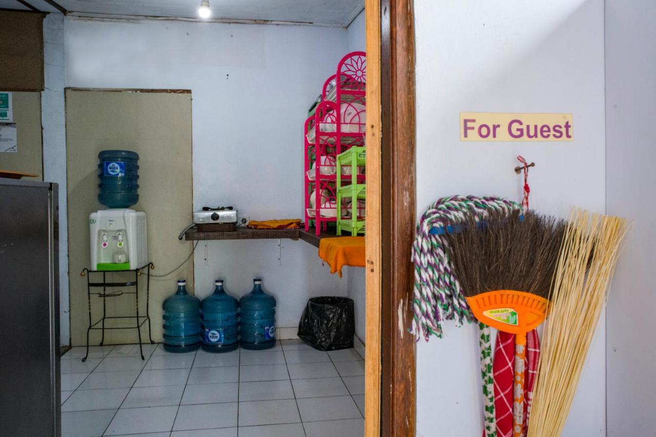 Van Santri Homestay Pemuteran Экстерьер фото