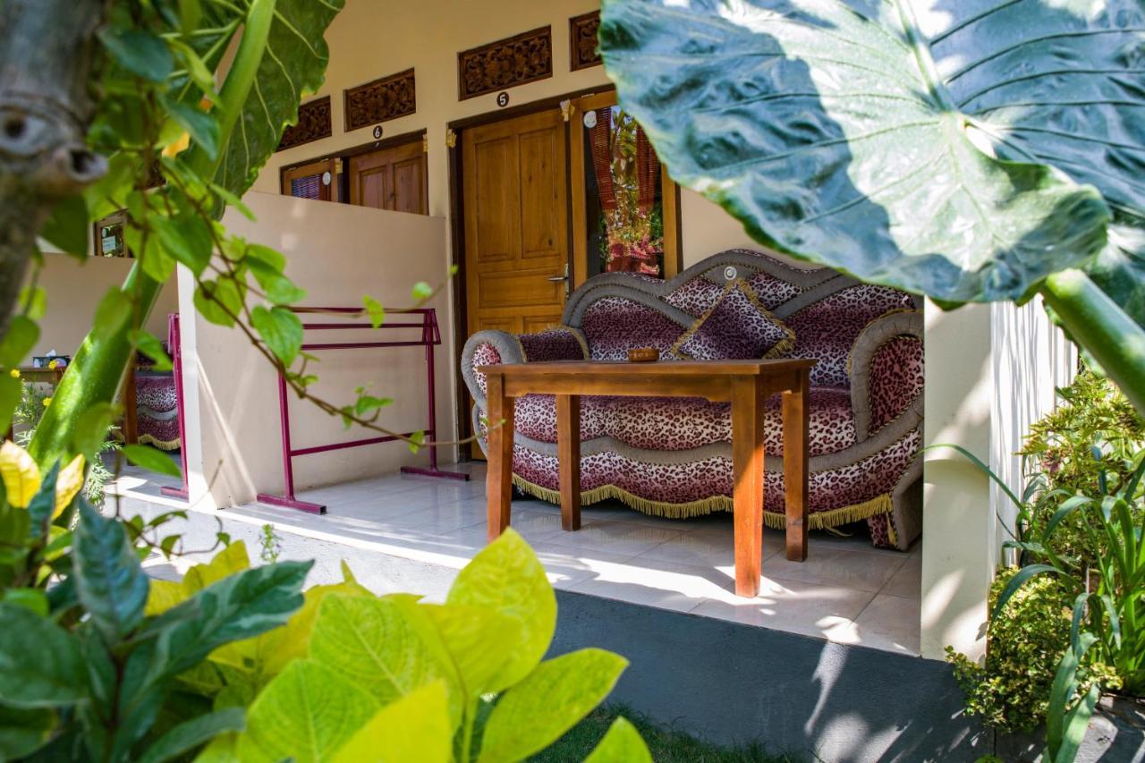 Van Santri Homestay Pemuteran Экстерьер фото