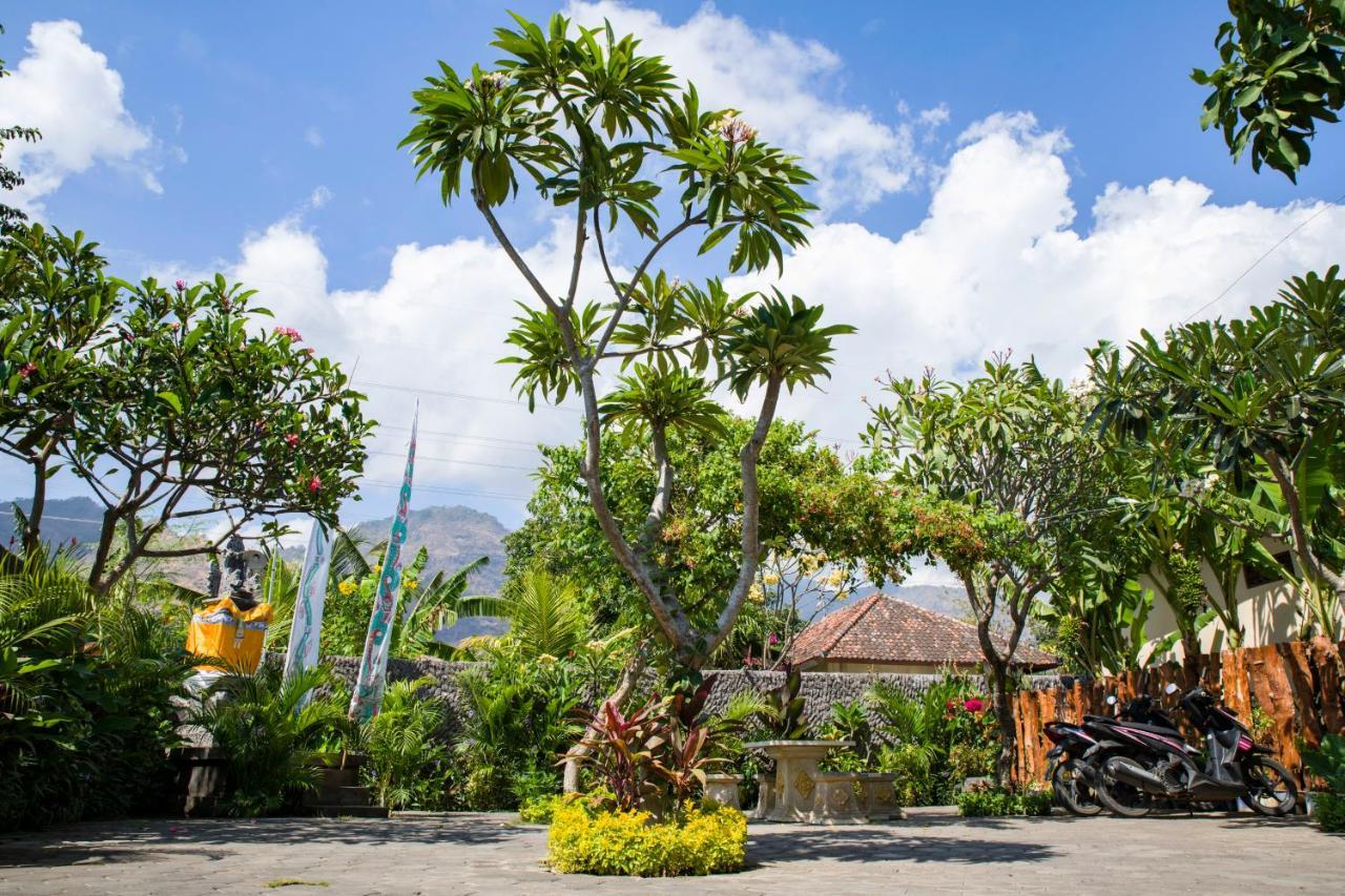 Van Santri Homestay Pemuteran Экстерьер фото