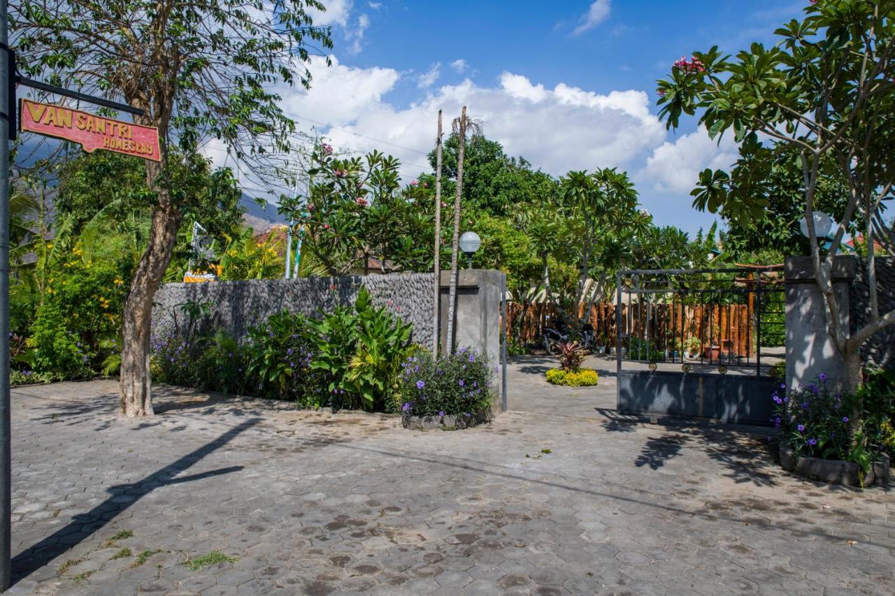 Van Santri Homestay Pemuteran Экстерьер фото
