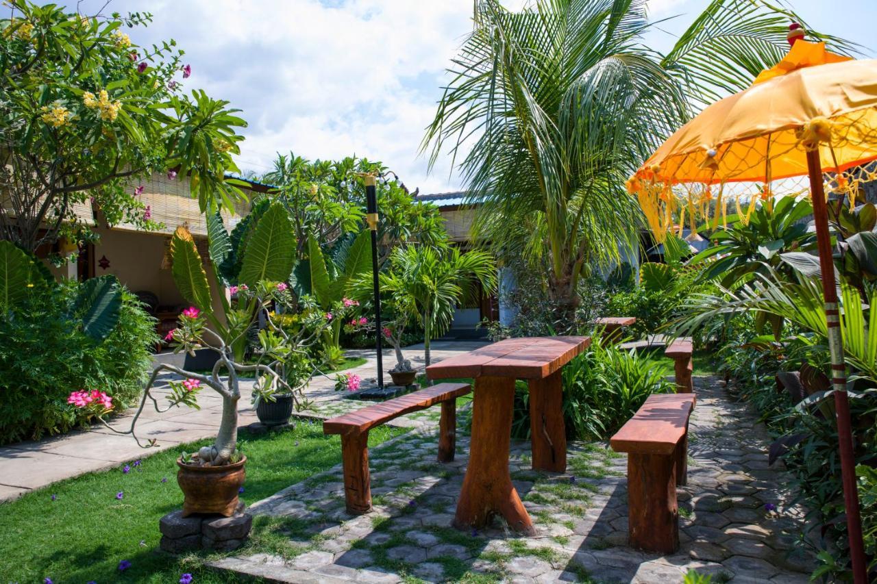 Van Santri Homestay Pemuteran Экстерьер фото